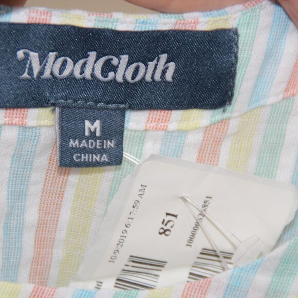 ModCloth 100% Cotton Short Sleeve Top Size M Striped Star Button back detail NEW - Picture 7 of 8